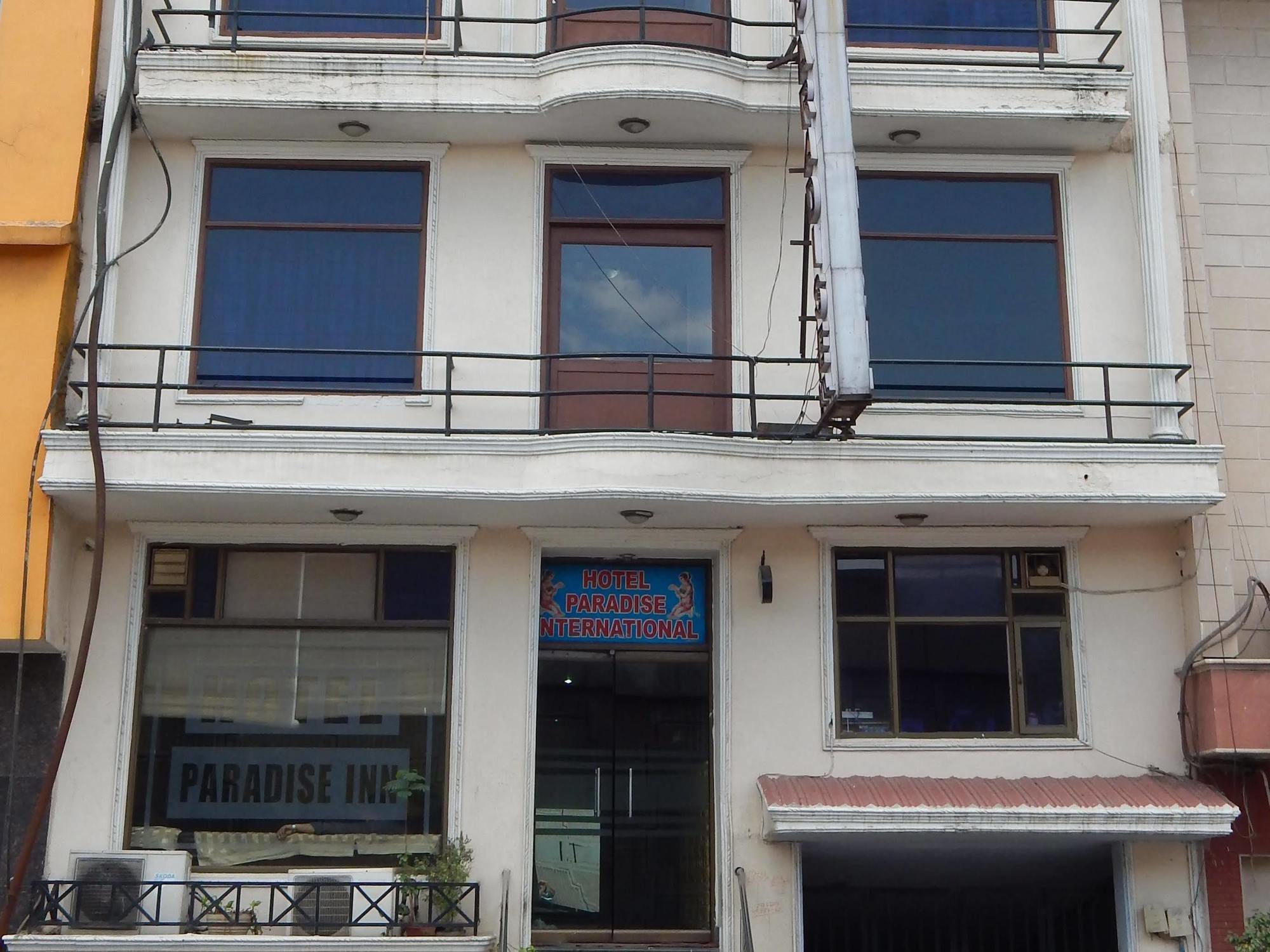 Airport Hotel Paradise International New Delhi Exterior photo